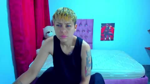 Snapshot of tomboygirl69 chatting on January 19, 5:07 pm tomboygirl69 online show from January 19, 5:07 pm