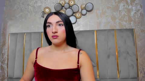   online show from February 5, 11:44 am