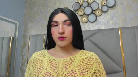   online show from February 7, 11:45 am