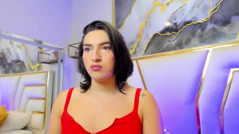   online show from March 6, 11:43 am