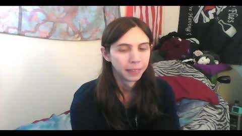 Snapshot of totalfuckingadorable chatting on January 5, 4:04 am Luna online show from January 5, 4:04 am