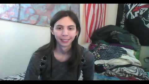 Snapshot of totalfuckingadorable chatting on February 3, 7:07 am Luna online show from February 3, 7:07 am