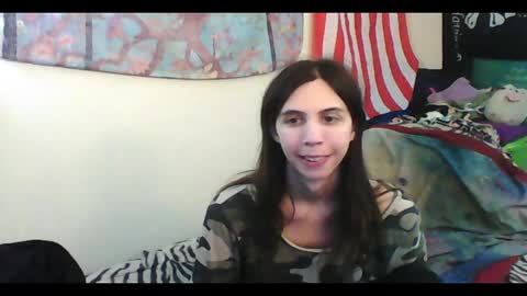 Snapshot of totalfuckingadorable chatting on September 25, 3:24 am Luna online show from September 25, 3:24 am