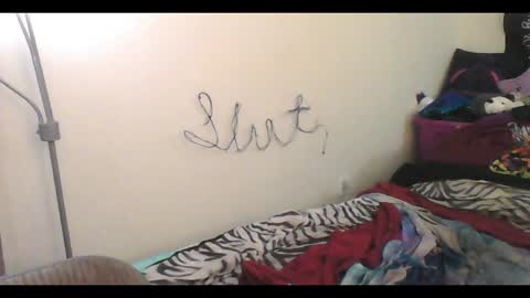 Snapshot of totalfuckingadorable chatting on October 7, 4:57 am Luna online show from October 7, 4:57 am