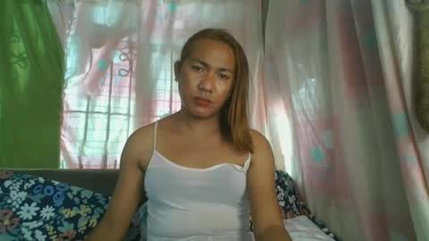 transhottie28 online show from January 28, 2:21 am