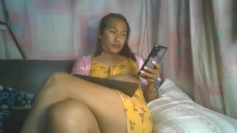 transhottie28 online show from February 10, 9:36 pm