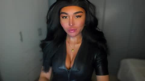 Snapshot of transnextdoor_ chatting on December 26, 9:47 pm ALMIGHTY GODDESS VALENTINA online show from December 26, 9:47 pm