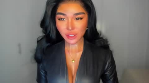 Snapshot of transnextdoor_ chatting on January 25, 6:43 pm ALMIGHTY GODDESS VALENTINA online show from January 25, 6:43 pm