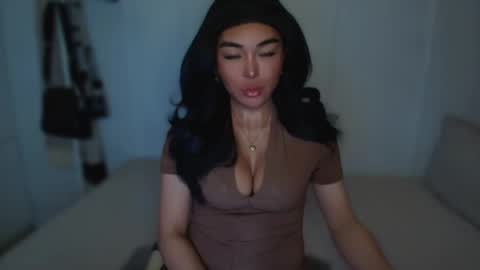 Snapshot of transnextdoor_ chatting on February 18, 9:20 pm ALMIGHTY GODDESS VALENTINA online show from February 18, 9:20 pm