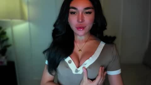 Snapshot of transnextdoor_ chatting on September 14, 9:30 pm ALMIGHTY GODDESS VALENTINA online show from September 14, 9:30 pm