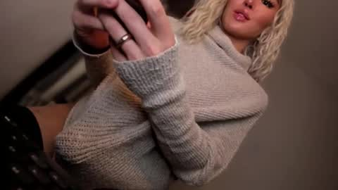 ALMIGHTY GODDESS VALENTINA online show from October 22, 1:18 am