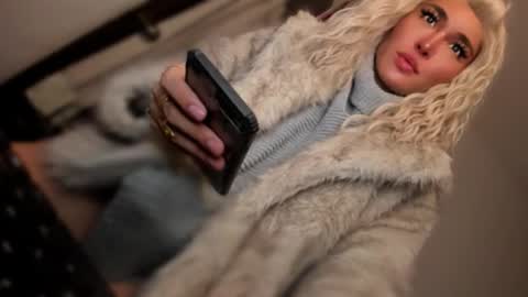 ALMIGHTY GODDESS VALENTINA online show from November 19, 11:16 pm