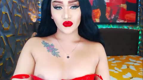 Snapshot of transplayfullolivia chatting on January 17, 1:36 am KYLIE BELLA TS online show from January 17, 1:36 am