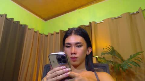 Snapshot of transpornidol chatting on October 8, 5:25 pm transpornidol online show from October 8, 5:25 pm