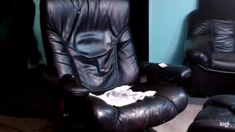 transwinnietv online show from October 25, 8:59 pm