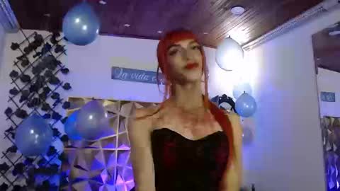 Snapshot of trinity_knox chatting on September 9, 4:17 pm trinity_knox online show from September 9, 4:17 pm