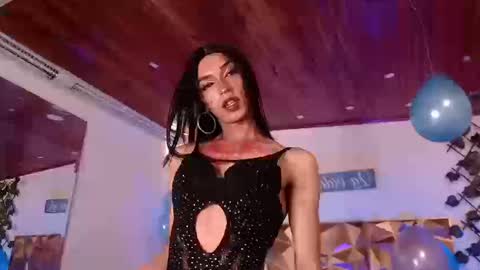 Snapshot of trinity_knox chatting on September 11, 4:37 pm trinity_knox online show from September 11, 4:37 pm