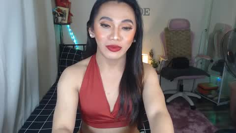 Snapshot of ts_jadexxx chatting on December 17, 9:27 pm Jade online show from December 17, 9:27 pm