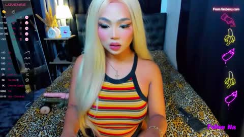 Snapshot of ts_stepsissyx chatting on September 24, 5:24 am Alison online show from September 24, 5:24 am