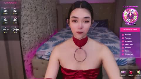 ts_yoshi_ online show from October 20, 7:11 am