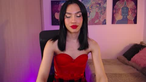 TS Alexa Feet online show from January 7, 2:26 am