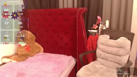 Snapshot of tsasianseductivehot chatting on September 29, 11:43 am YourBella online show from September 29, 11:43 am