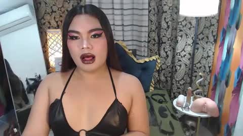Snapshot of tsbrianabankhugecock chatting on December 9, 4:26 pm brianna online show from December 9, 4:26 pm