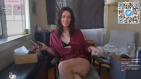 Snapshot of tsbunnyhun chatting on January 20, 2:36 pm Mia-Jane Seline online show from January 20, 2:36 pm