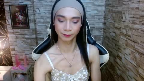 Tina online show from January 15, 2:49 am