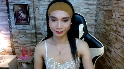 Tina online show from February 10, 4:04 pm