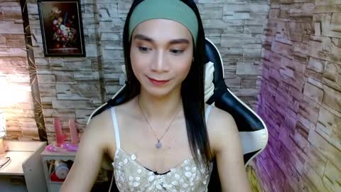 Tina online show from February 16, 4:32 pm