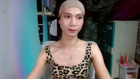Tina online show from September 16, 2:10 pm
