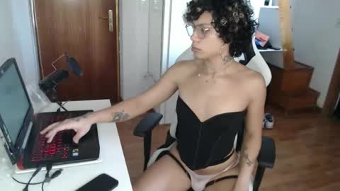 Snapshot of tsdirtyprincess chatting on September 18, 11:59 am tsdirtyprincess online show from September 18, 11:59 am