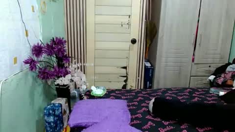 SHENA  online show from December 21, 2:45 pm