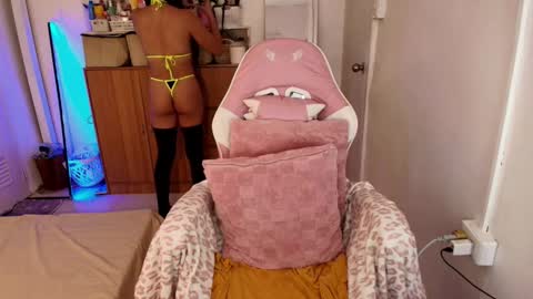 tsgilian_exoticbeauty online show from September 11, 3:48 am