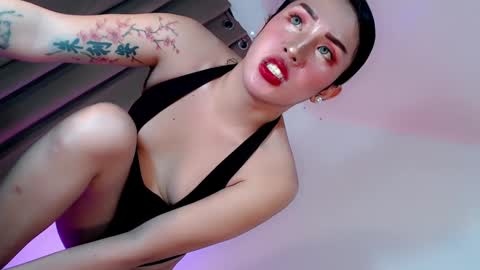 Snapshot of tsgirl_julian69 chatting on March 8, 6:37 pm Julian online show from March 8, 6:37 pm
