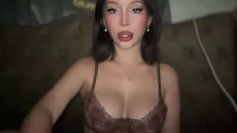 Snapshot of tsgoddessrie chatting on October 8, 6:37 am TAM THE GODDESS online show from October 8, 6:37 am