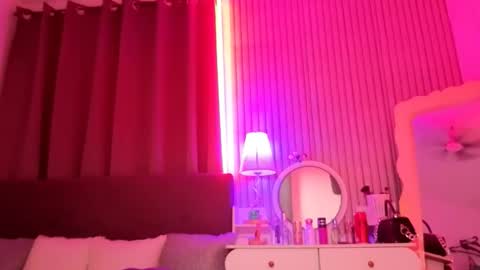 Bella Ratbu online show from October 2, 11:22 am