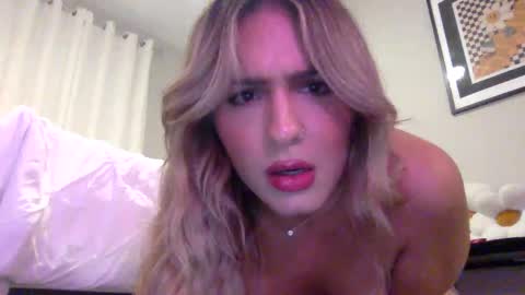 Snapshot of tsprinces chatting on September 22, 1:00 am tsprinces online show from September 22, 1:00 am
