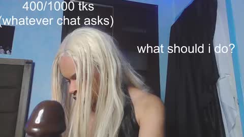 Snapshot of tsrubyjay chatting on March 8, 9:28 am ruby jay online show from March 8, 9:28 am