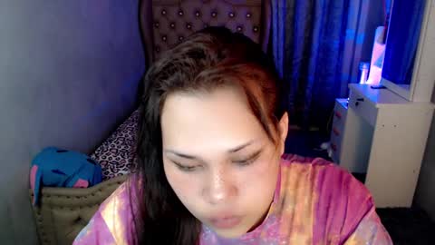 Snapshot of tsscarlett_xx chatting on January 21, 8:55 am jayvie online show from January 21, 8:55 am