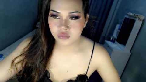 Snapshot of tsscarlett_xx chatting on February 20, 9:33 am jayvie online show from February 20, 9:33 am