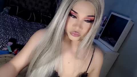 Snapshot of tsscarlett_xx chatting on October 1, 1:06 am jayvie online show from October 1, 1:06 am