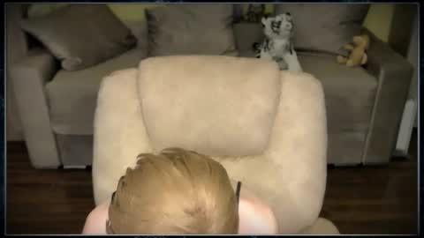 Clementine online show from November 7, 1:00 pm