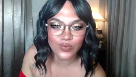 Snapshot of unforgettable_sin chatting on October 1, 5:24 pm Bella Shamara Odett online show from October 1, 5:24 pm