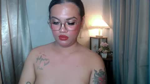 Snapshot of unforgettable_sin chatting on October 2, 5:34 pm Bella Shamara Odett online show from October 2, 5:34 pm