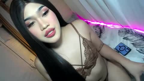 ur_bombshellpatty online show from January 24, 8:32 pm