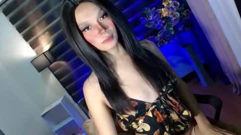 Snapshot of ur_hot_fantasyxxx chatting on September 24, 9:04 am Saina Gonzales online show from September 24, 9:04 am