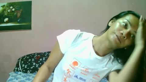 Snapshot of ur_sexybabe_ehra chatting on December 20, 7:55 am ur_sexybabe_ehra online show from December 20, 7:55 am