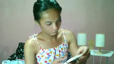Snapshot of ur_sexybabe_ehra chatting on January 19, 2:15 am ur_sexybabe_ehra online show from January 19, 2:15 am